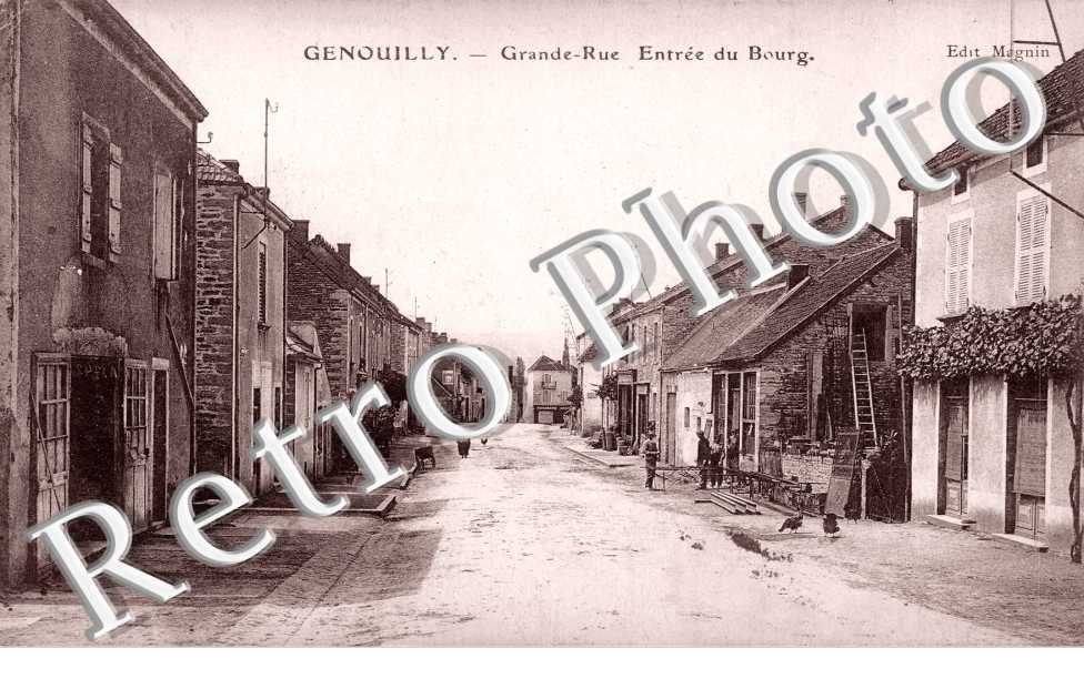 Grande rue - entree du bourg