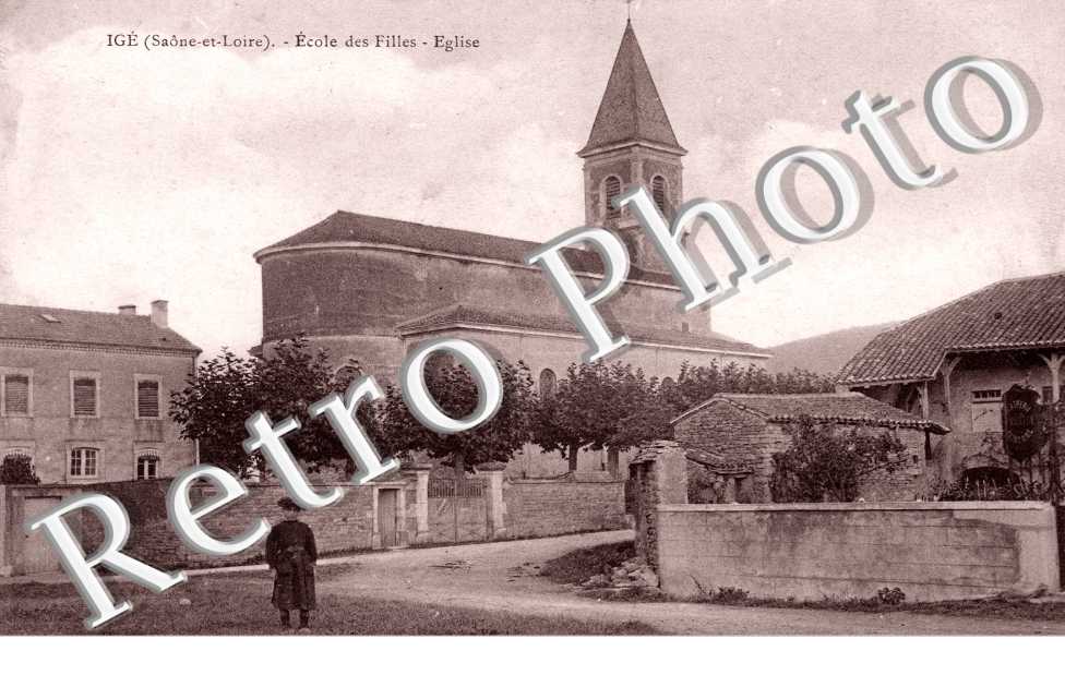 Ecole des Filles, Eglise