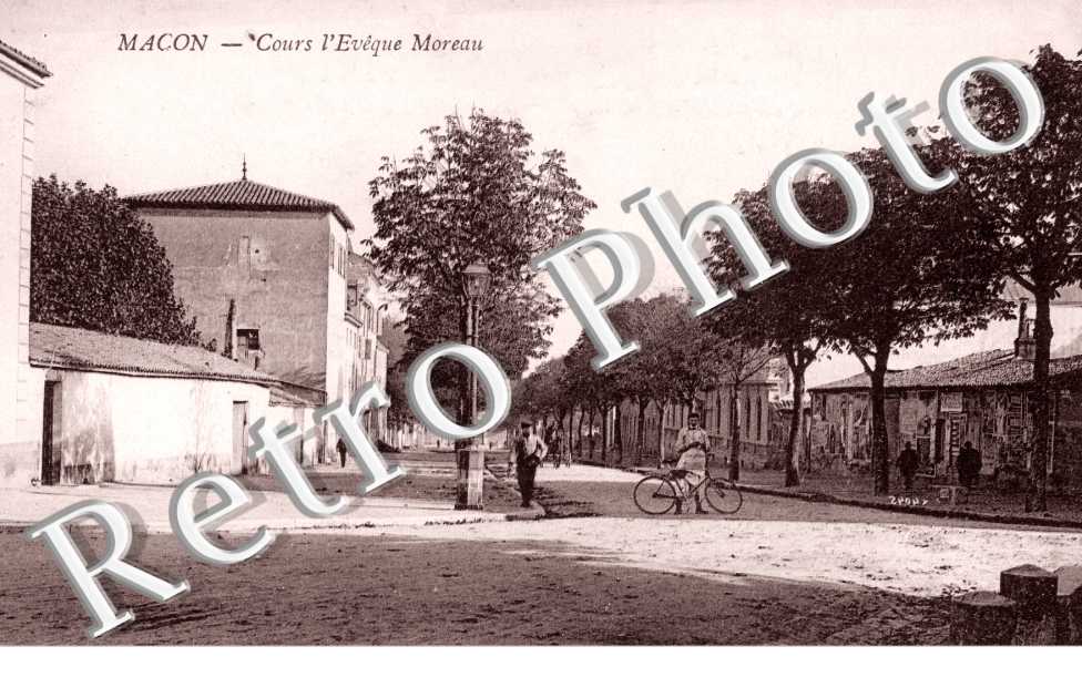 cours l'Eveque Moreau