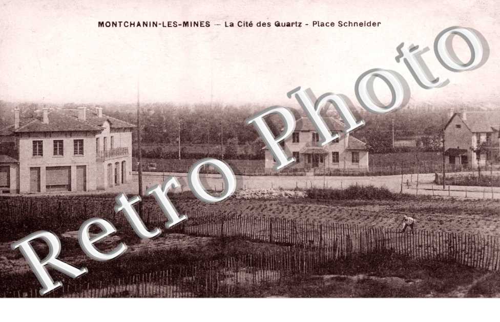 La Cite des Quartz, Place Schneider