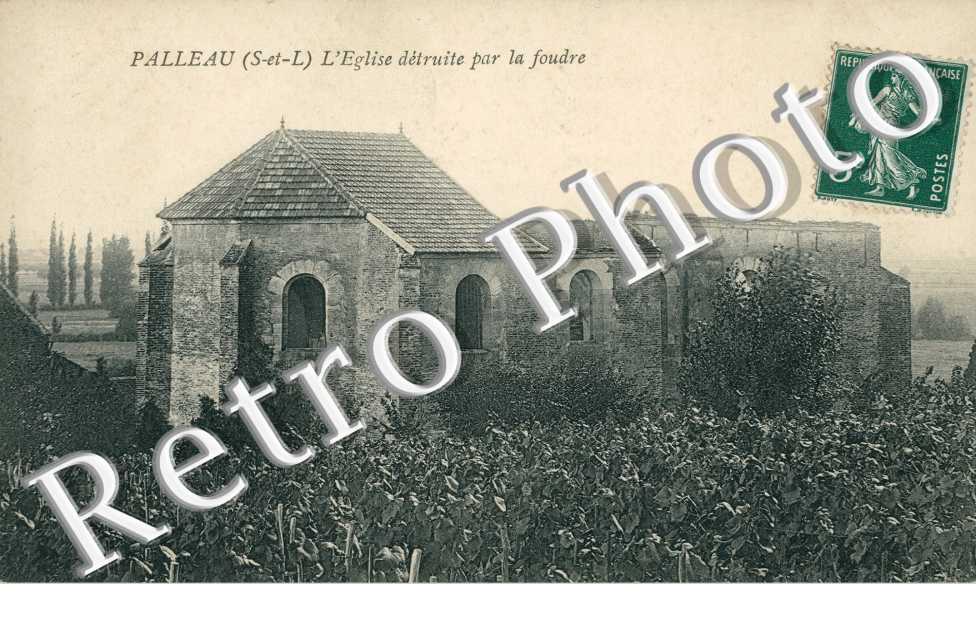 l'eglise detruite par la foudre
