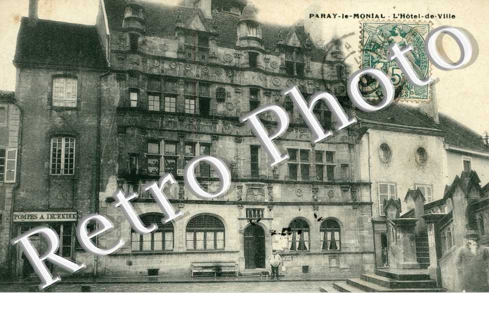 L'Hotel de Ville
