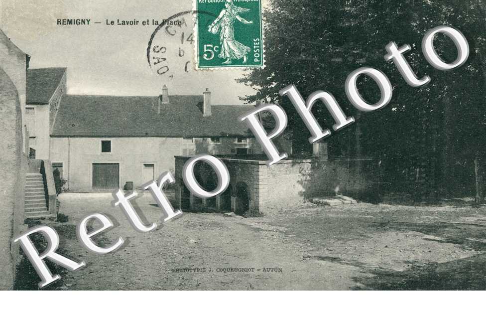 le lavoir et la place