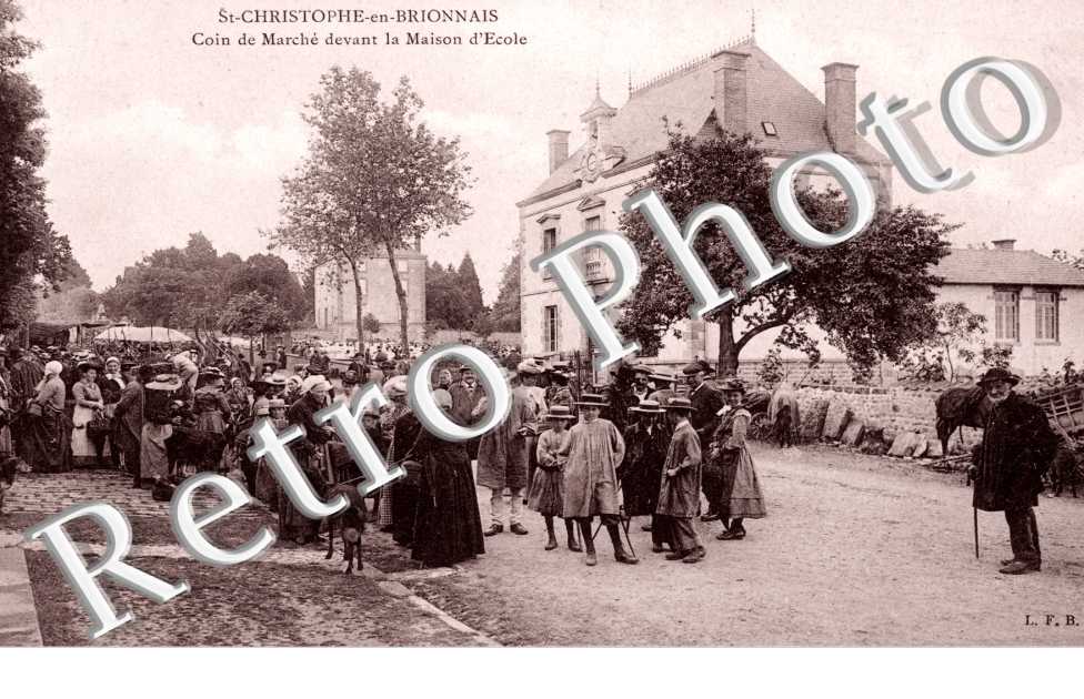 coin de marche devant la maison d'ecole