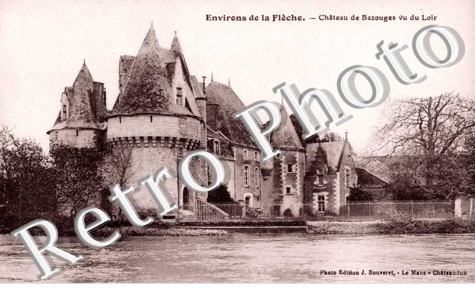 chateau de Bazouges vu du Loir