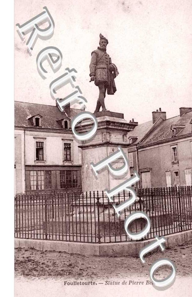 Statue de Pierre Belon