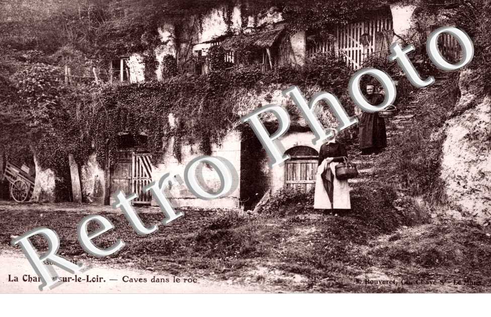 Caves dans le roc