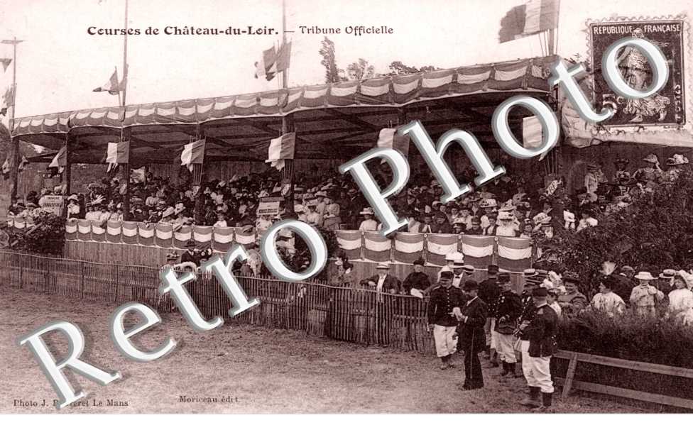 Les Courses, Tribune officielle