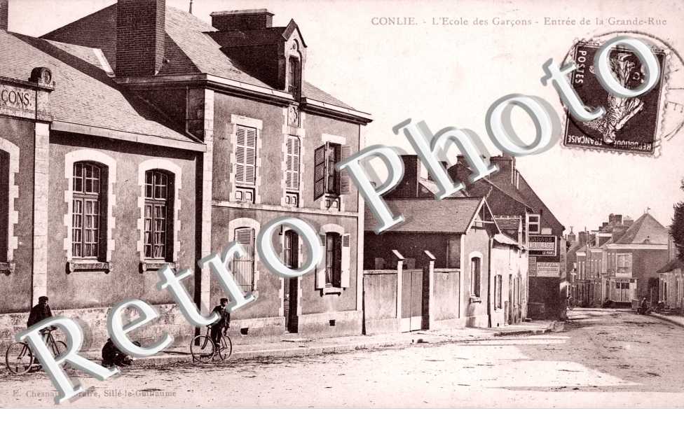 l'ecole des garcons Entree de la Grande rue