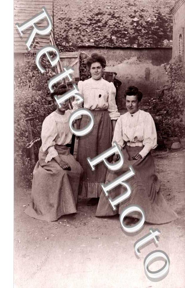 Trois Femmes