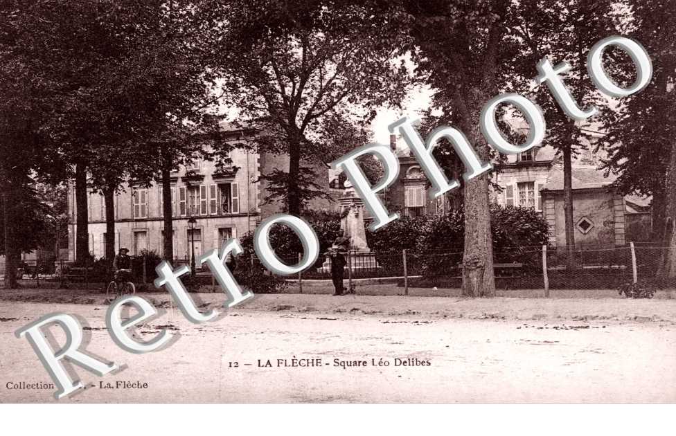 Square Leo Delibes