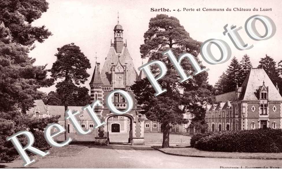 Porte et Communs du Chateau