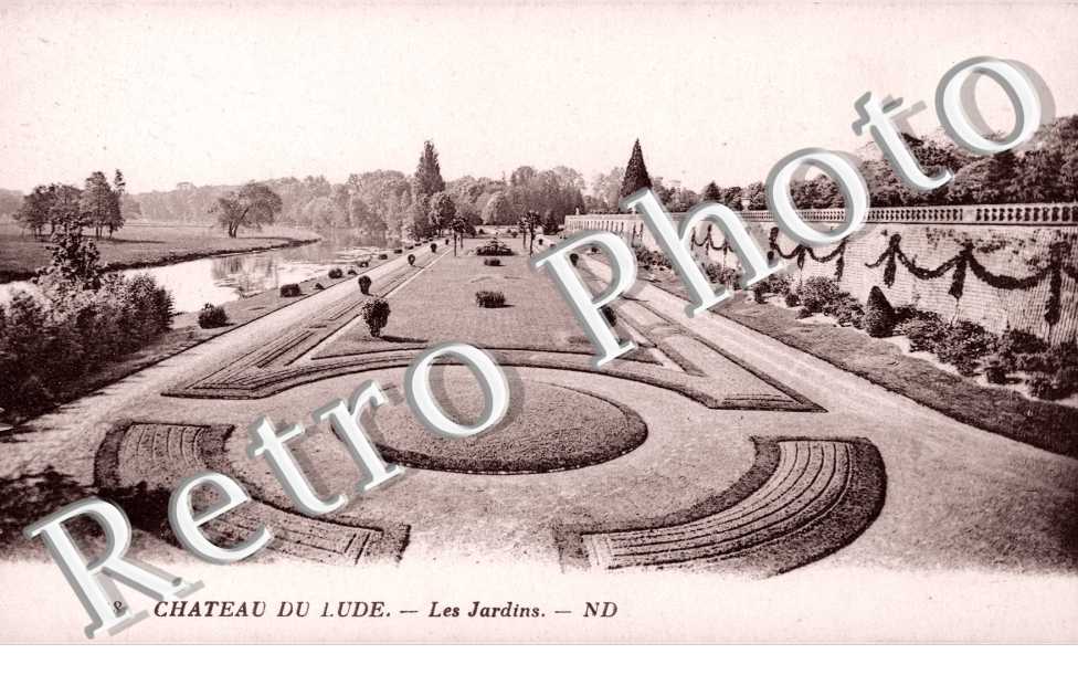 le Chateau - les Jardins