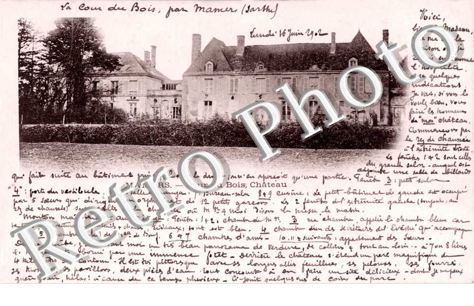 Cour du bois - Chateau