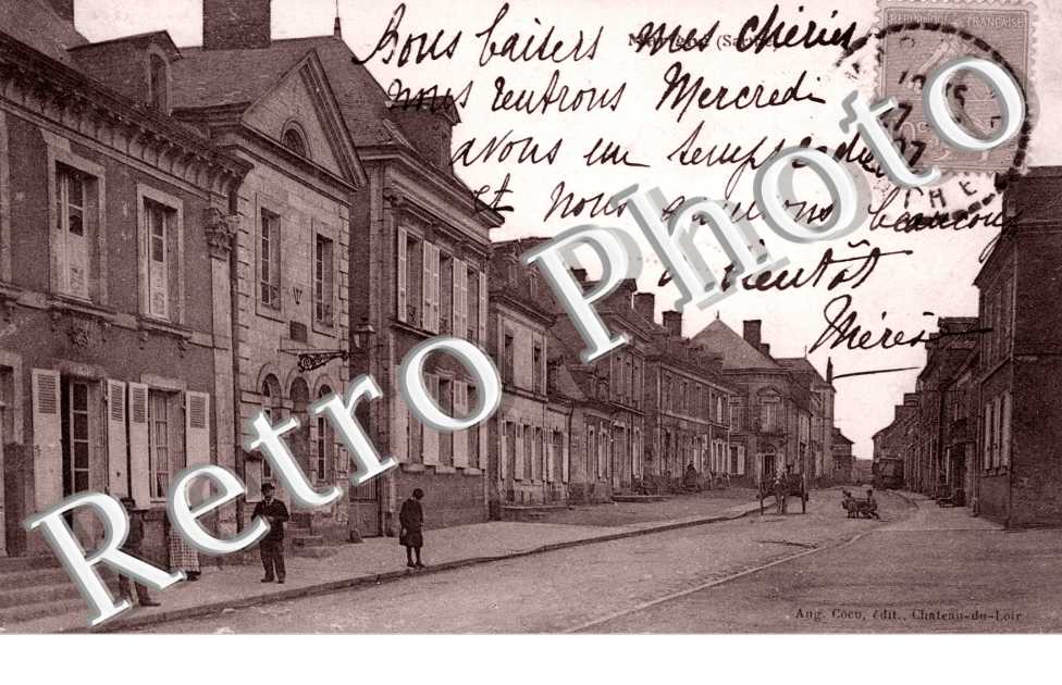 ( une rue )