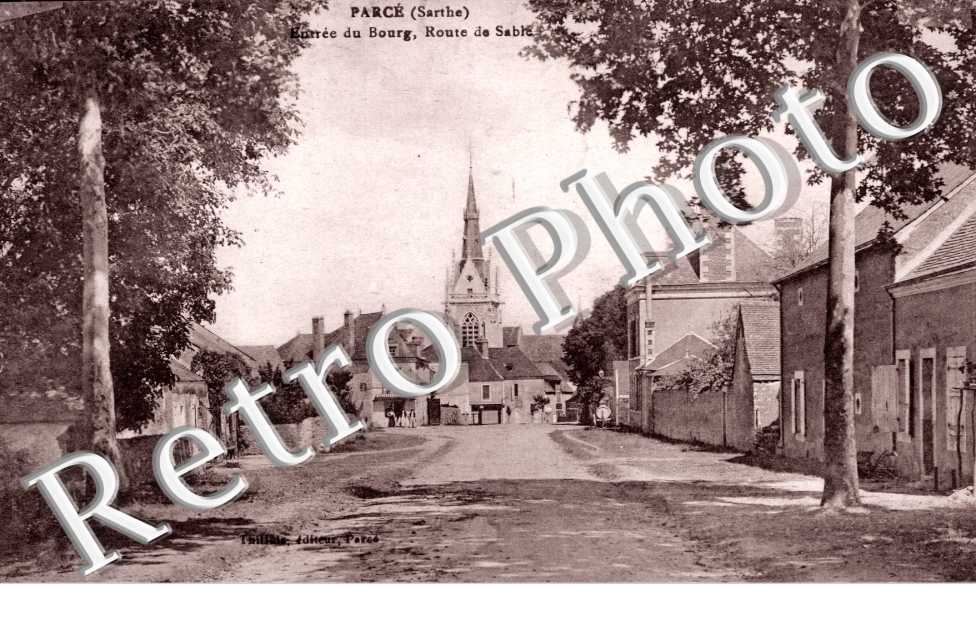 Entree du bourg - route de Sable