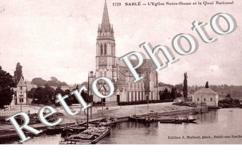Eglise Notre Dame et le Quai National