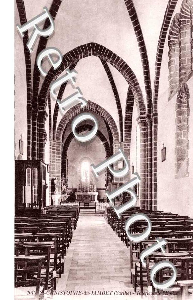 interieur de l'eglise