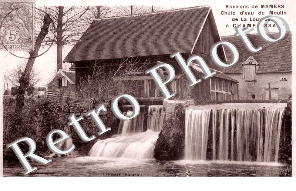 Chute d'eau du Moulin de La Louvresse a Champaissant