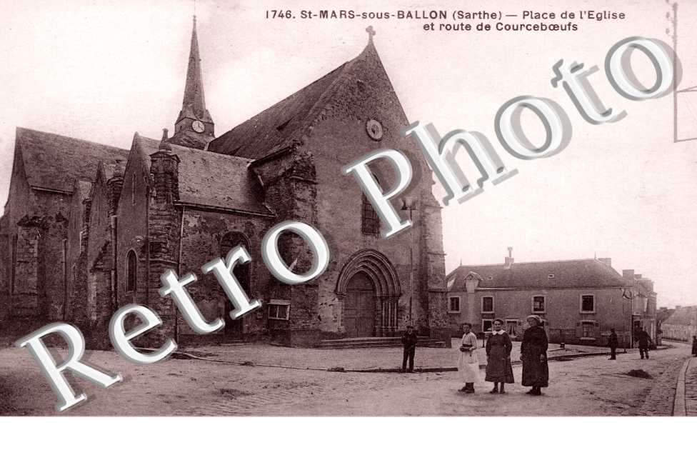 place de l'eglise et route de Courceboeufs