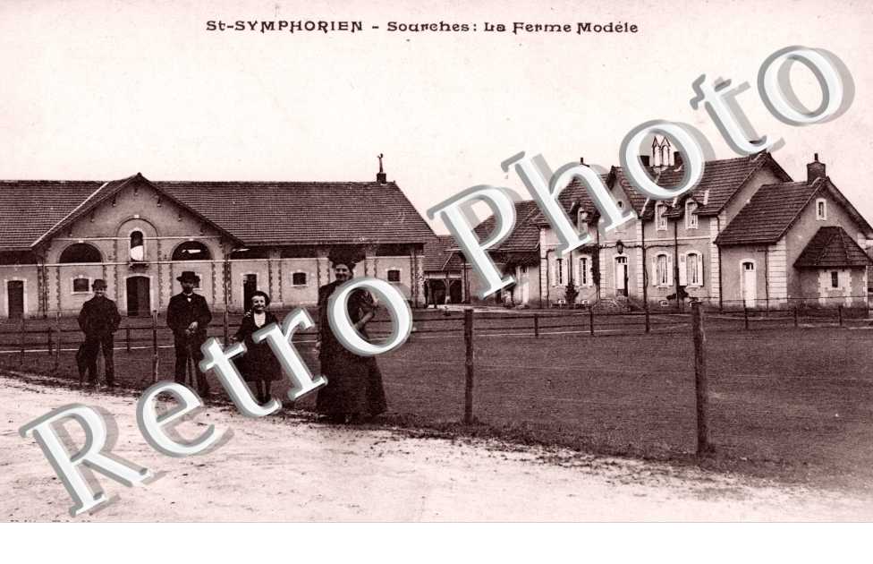 Sourches : Ferme Modele