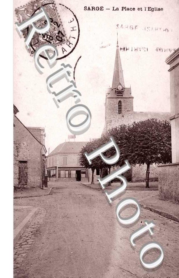 La place et l'eglise