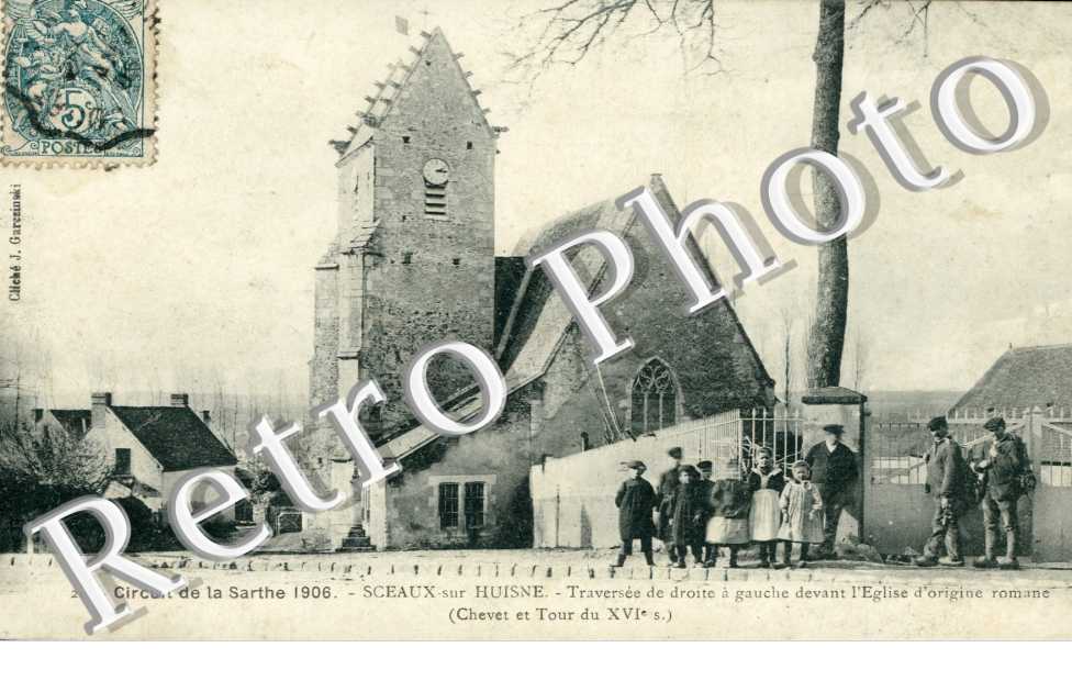 Circuit de la Sarthe 1906 -  Traversee de droite a gauche devant l'eglise