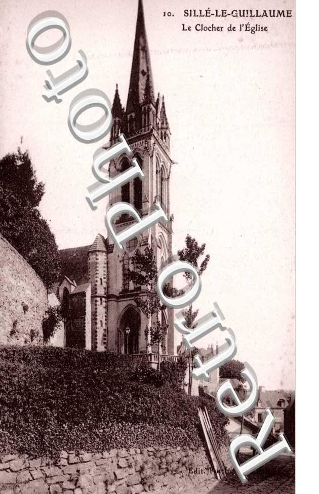 Le clocher de l'eglise