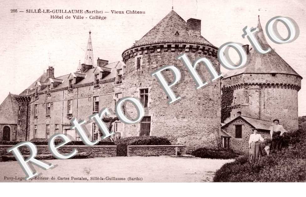 Vieux Chateau - Hôtel de Ville - Collège