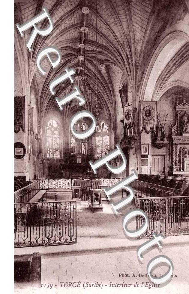 Interieur de l'Eglise