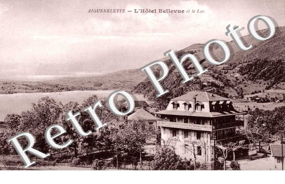 L'hotel Bellevue et le lac