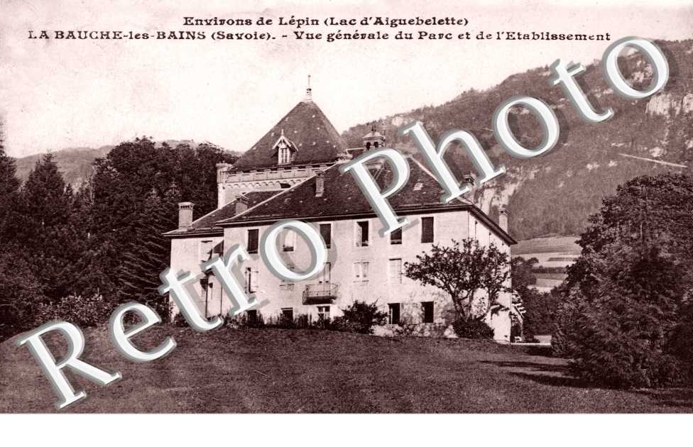 Vue generale du parc et de l'etablissement
