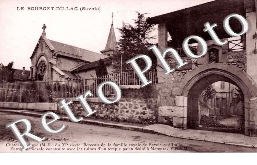 Le Chateau Prieure, l'Entree