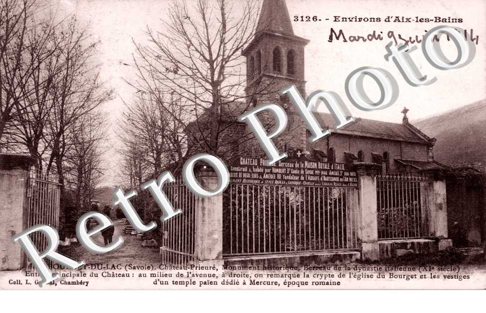 Le Chateau Prieure, l'Entree