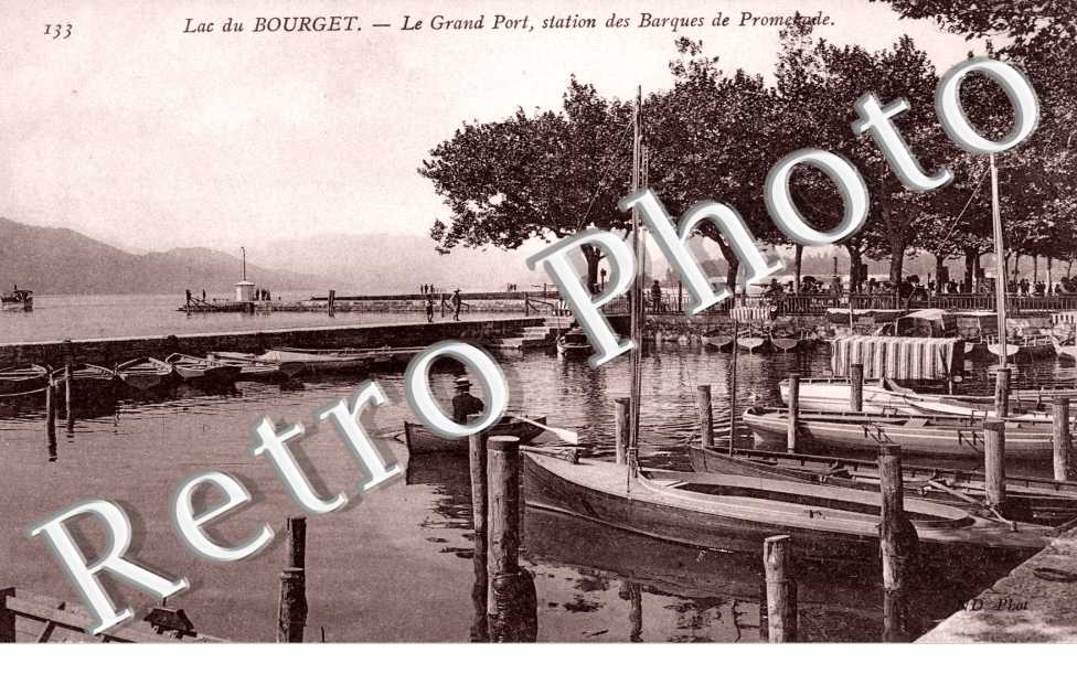 Le grand port - station des barques de promenade
