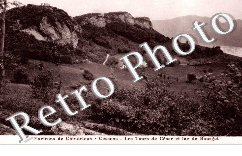 Les Tours de Cesar et le Lac du Bourget