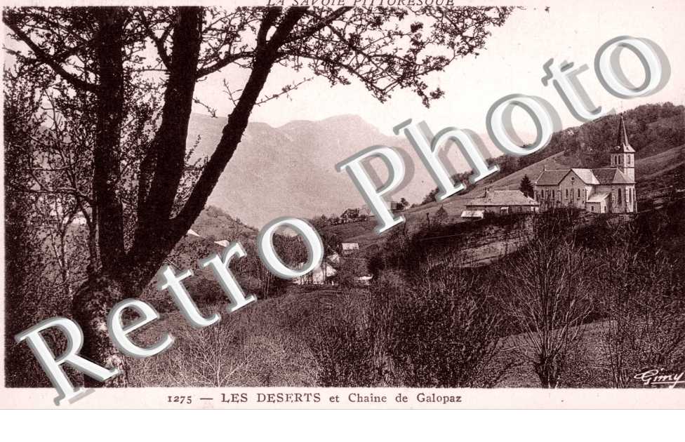 Le Village et Chaine de Galopaz