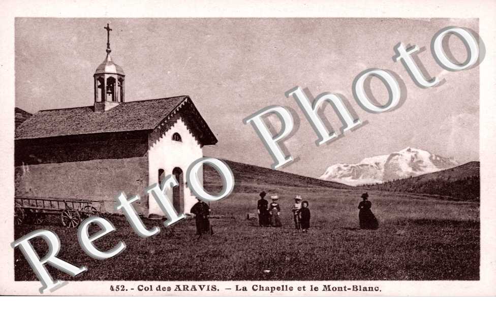 Col des Aravis, la Chapelle et le Mont Blanc