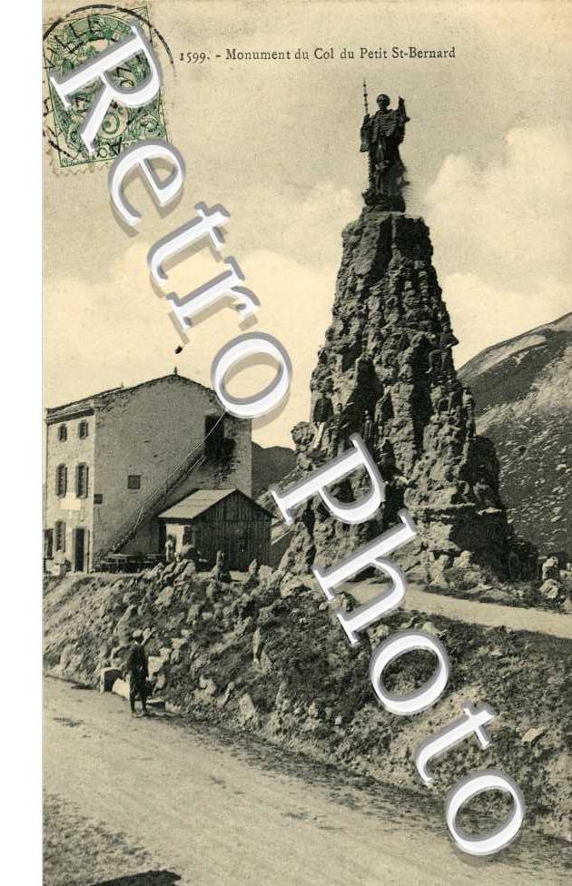 Monument du Col du Petit St Bernard