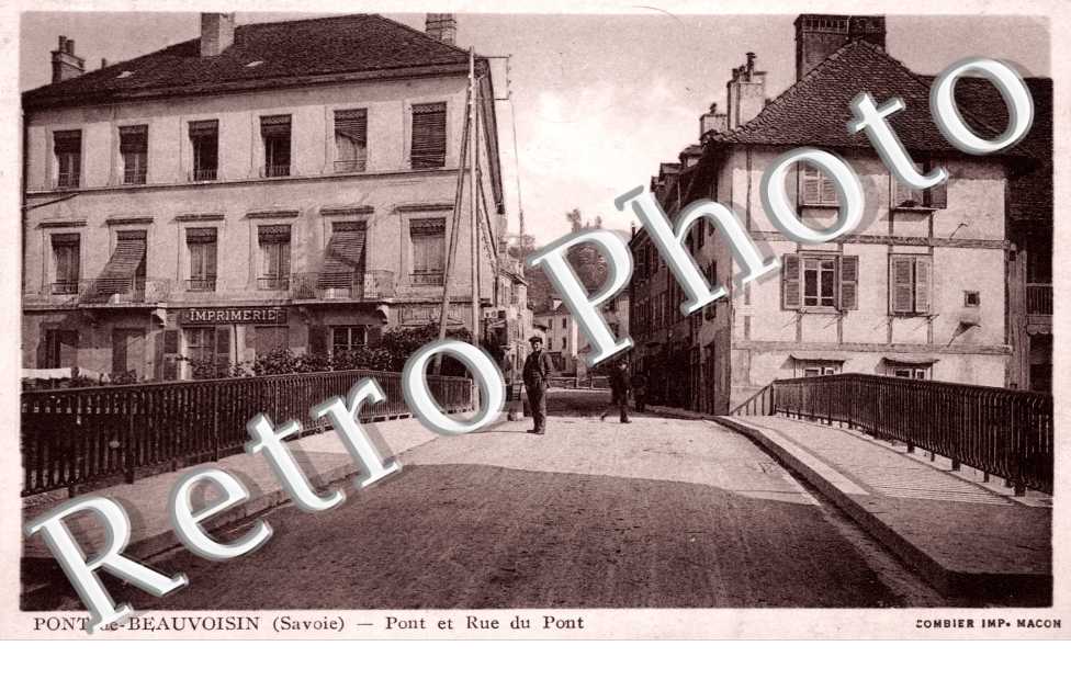 pont et rue du Pont