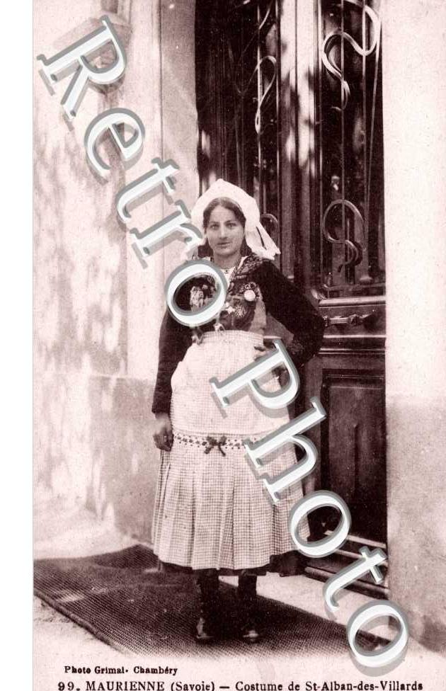 Maurienne, Costume du Village