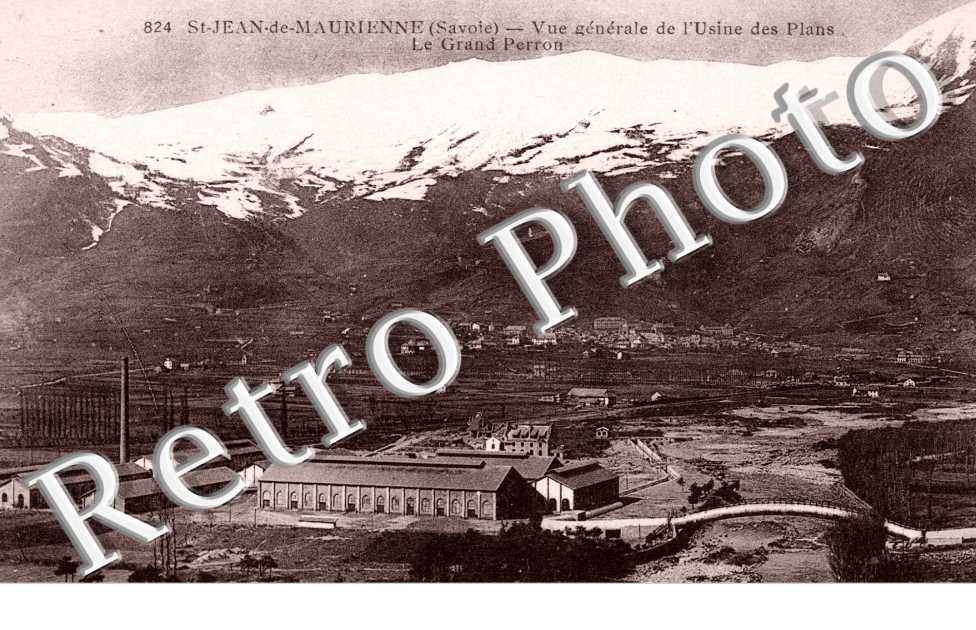 Vue generale de l'Usine des Plans, le Grand Perron