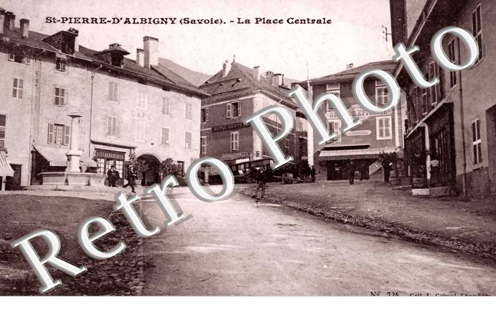 La Place Centrale