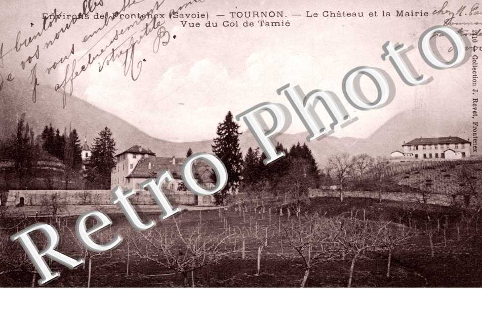 Le Chateau et la Mairie