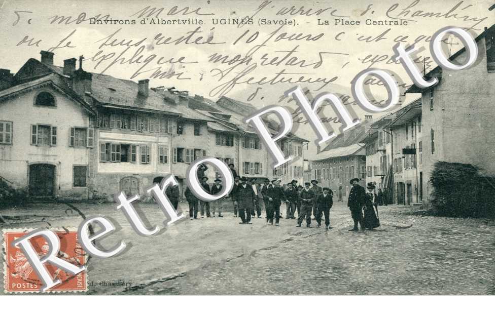 La Place Centrale