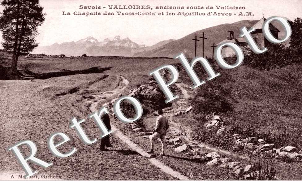La Chapelle des Troix Croix et les Aiguilles d'Arves