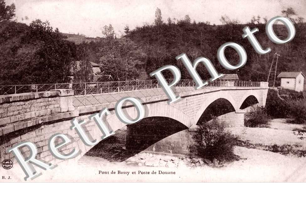 Pont et Poste de Douane