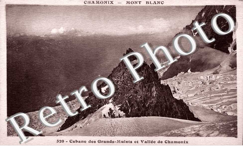 Cabane des Grands Mulets et vallee de Chamonix