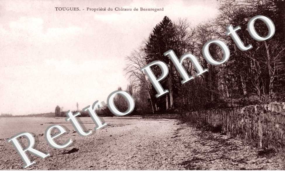 Tougues, Propriete du Chateau de Beauregard