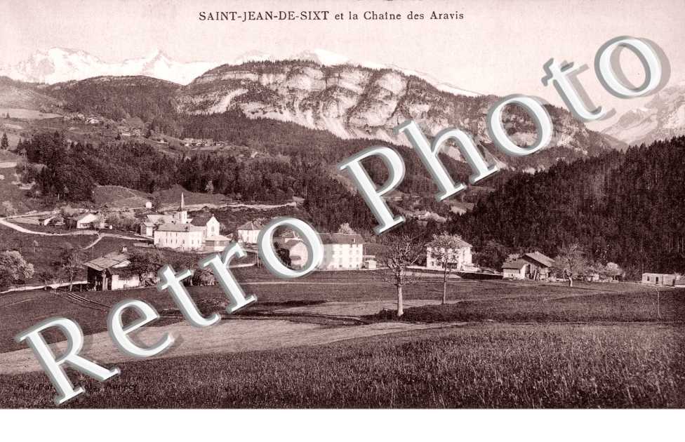 le village et la chaine des Aravis